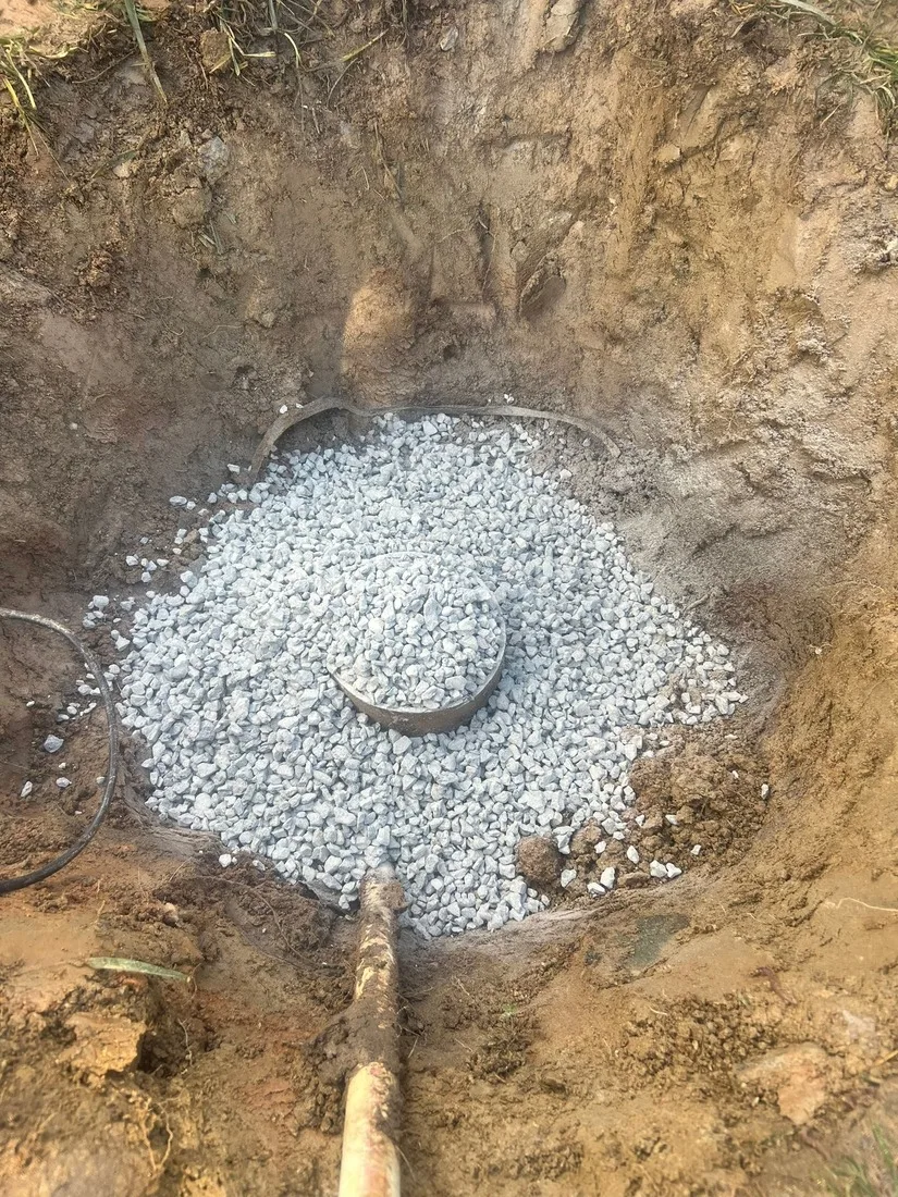 Gravel placed around a well during construction